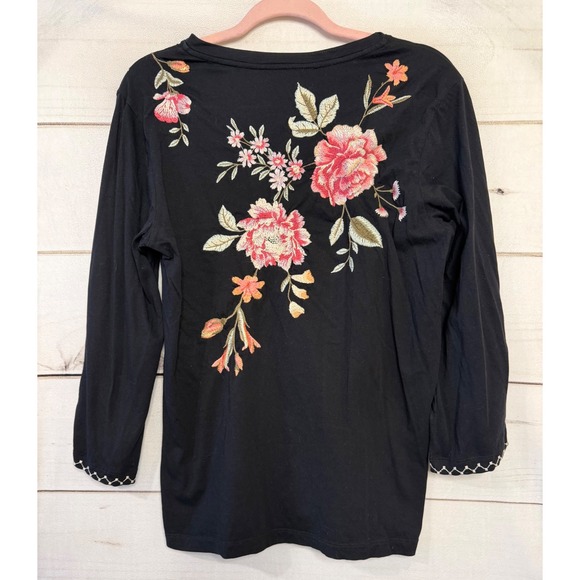 Johnny Was Black Cotton Floral Embroidered 3/4 Sleeve Top Medium Boho - Picture 6 of 6